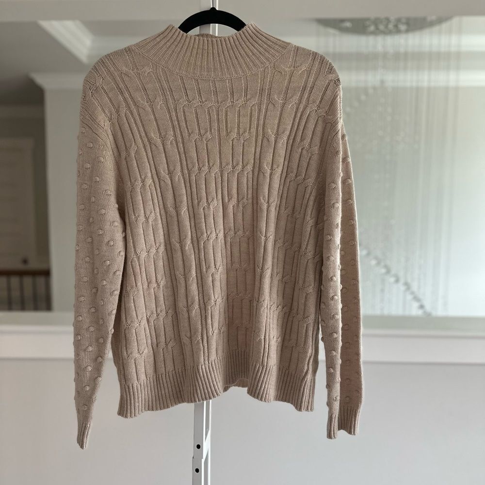 NY & Co beige sweater